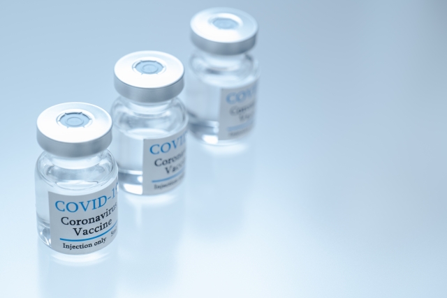 ファイザー製ワクチンの効果や副反応について解説