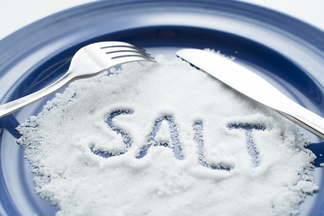 体が未発達の子どもは食塩摂取量に注意
