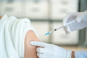 コロナ分科会がワクチン年内接種を呼びかけ
