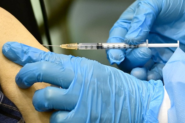 ワクチン接種後の死亡、救済認定の対象は15人に