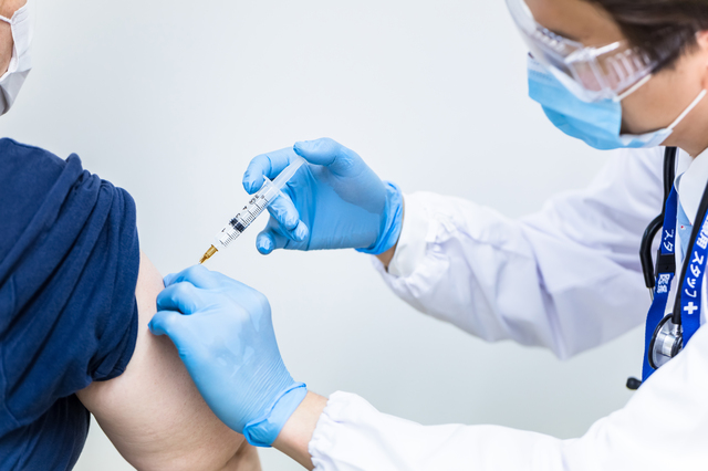 新型コロナワクチン無料接種継続へ