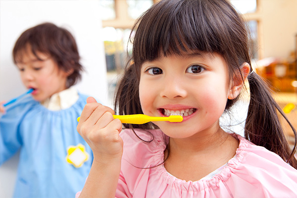 子どもも定期的に歯医者さんに行く必要があるの？